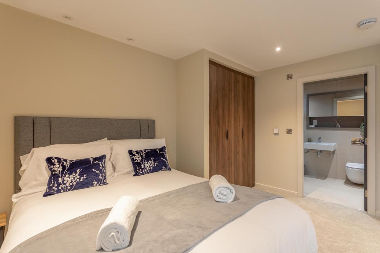 Luxury 2 Bedroom Apartment With Free Parking In The Heart Of York Eksteriør billede