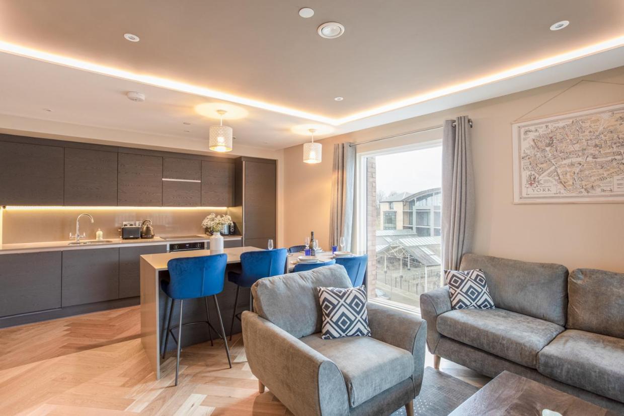 Luxury 2 Bedroom Apartment With Free Parking In The Heart Of York Eksteriør billede